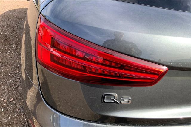 Used 2018 Audi Q3 2.0T Premium w/ Convenience Package image 29