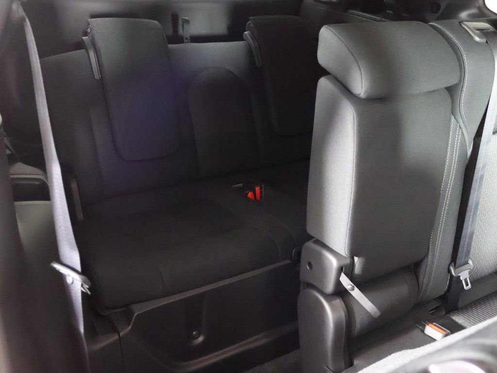 New 2026 Mitsubishi Outlander ES FWD image 34