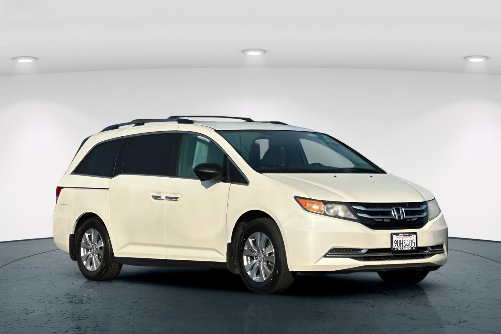 Used 2016 Honda Odyssey SE image 8