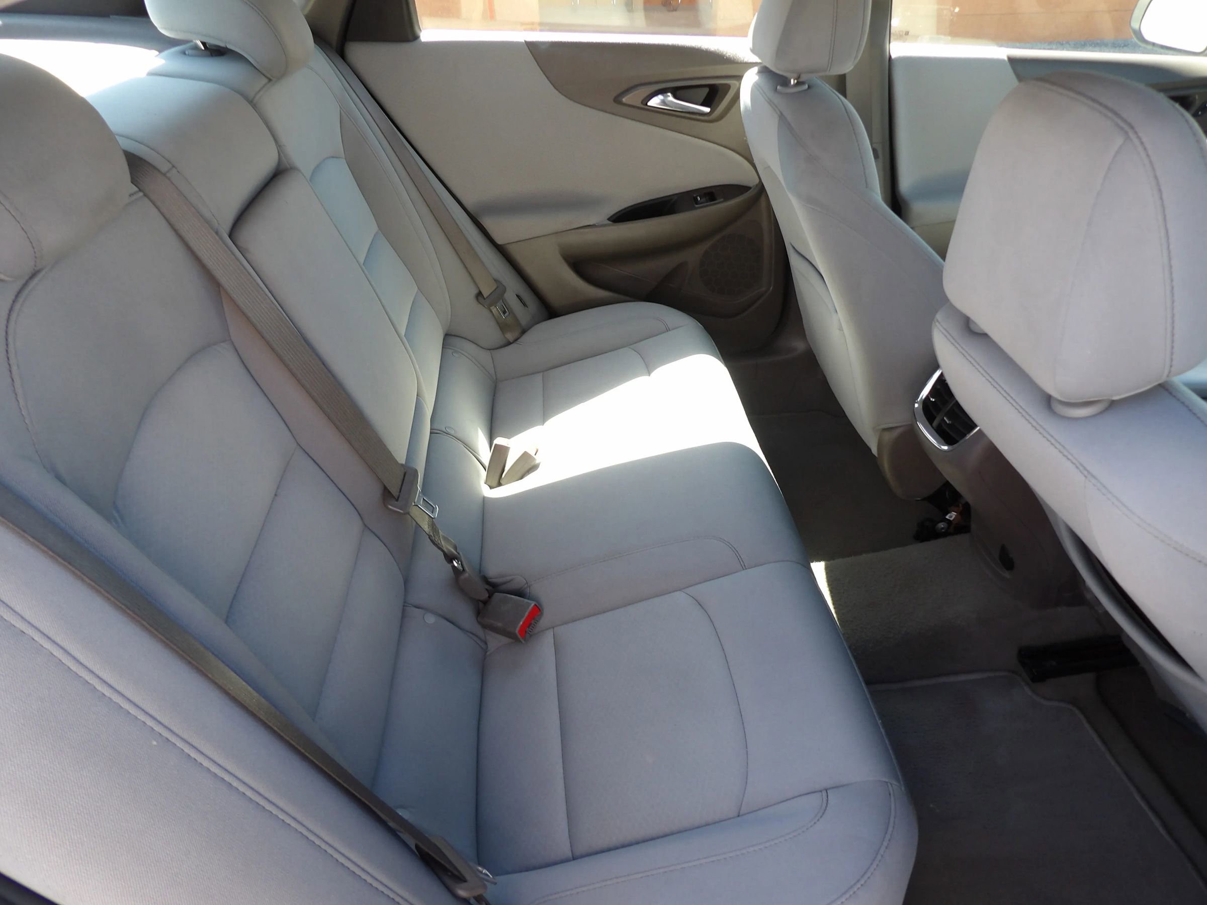 Used 2022 Chevrolet Malibu LT image 14