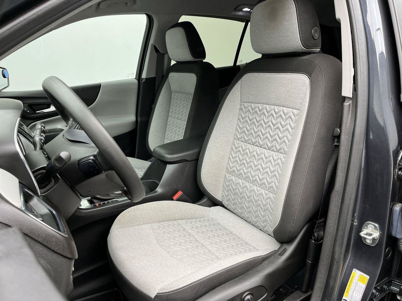 Used 2023 Chevrolet Equinox LT AWD/4WD image 8