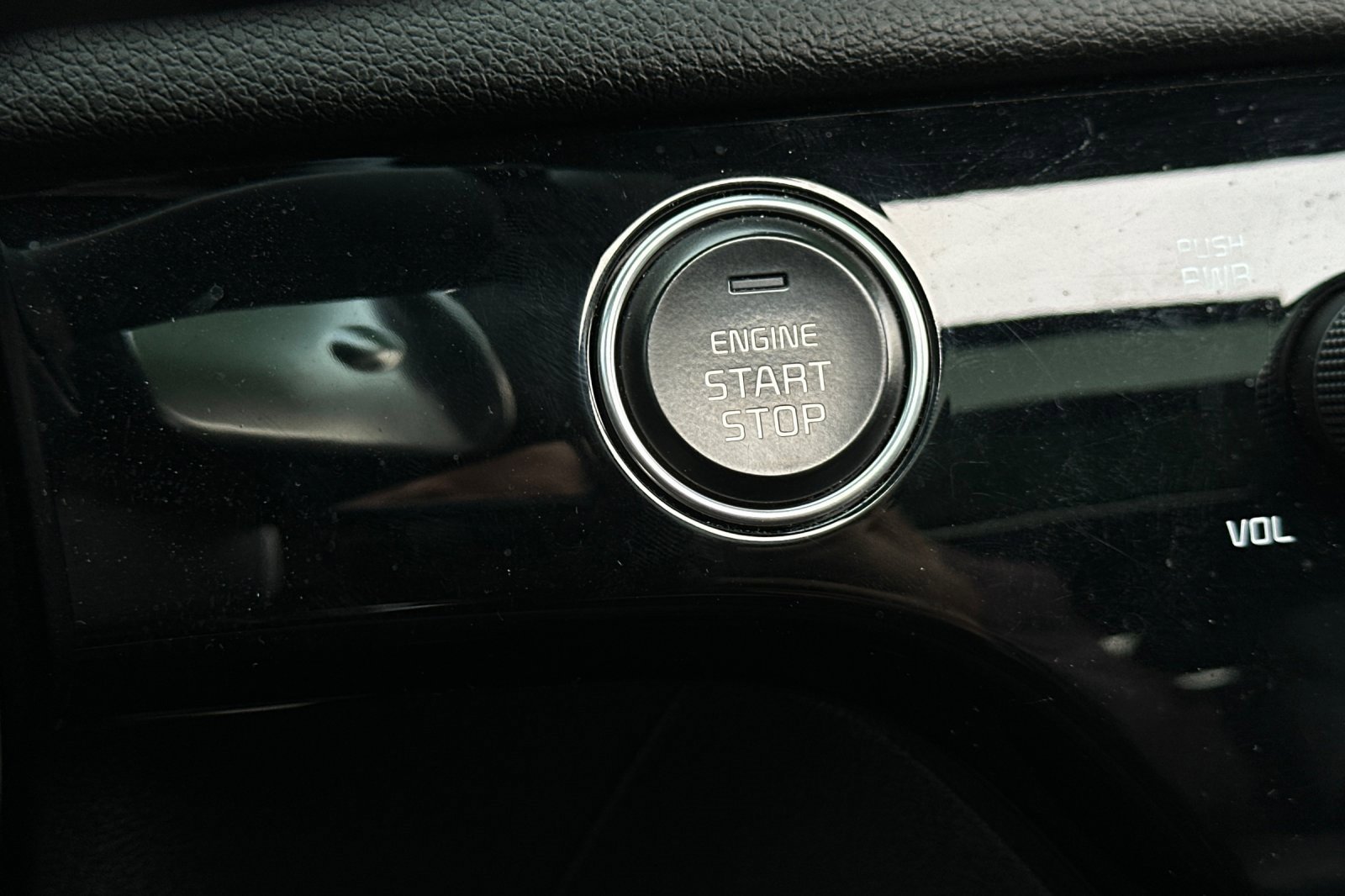 Certified 2022 Kia Sportage Nightfall Edition w/ Nightfall Fwd Premium Package image 25