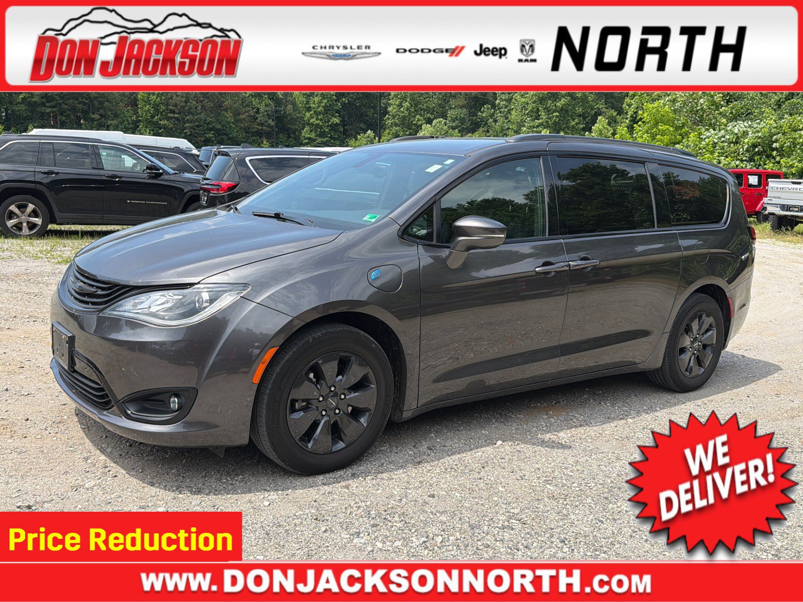 Used 2019 Chrysler Pacifica Limited w/ S Appearance Package FWD image 1