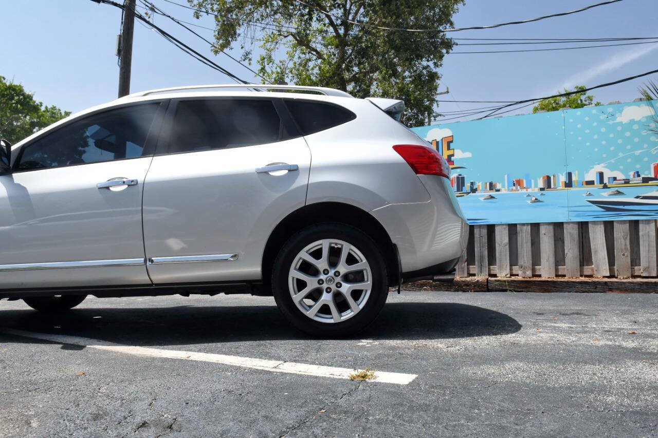 Used 2013 Nissan Rogue SL FWD image 8