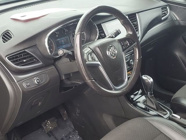 Used 2020 Buick Encore Preferred image 10