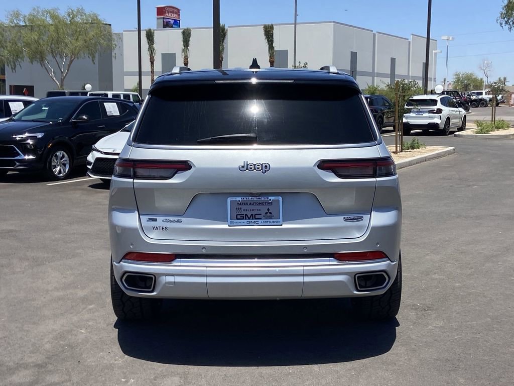 Used 2021 Jeep Grand Cherokee L Summit w/ Advanced Protech Group IV AWD/4WD image 5