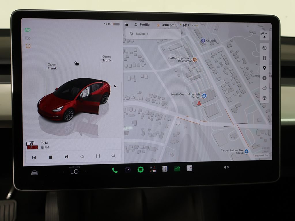 Used 2023 Tesla Model 3 Standard Range RWD image 38