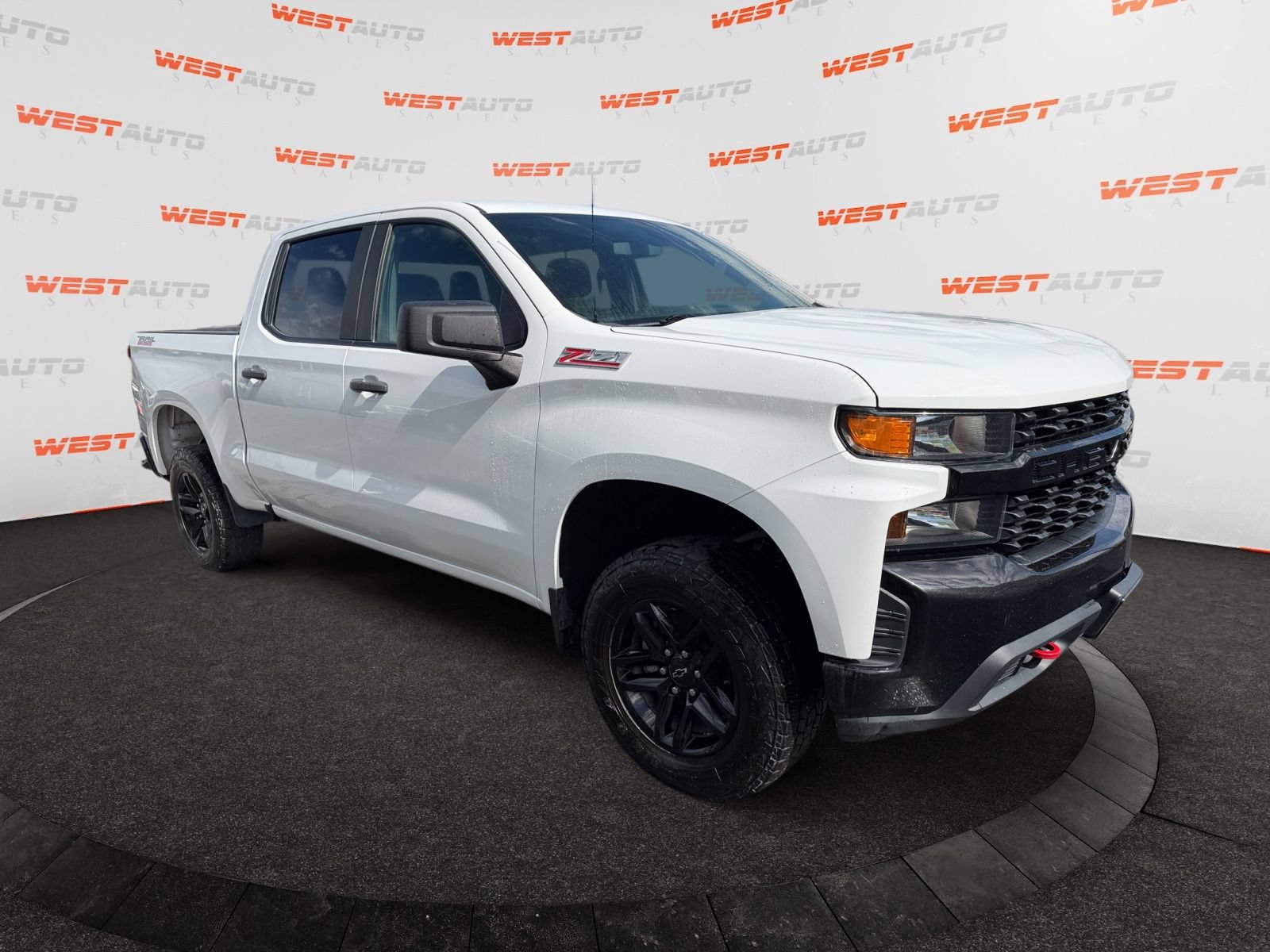 Used 2020 Chevrolet Silverado 1500 Custom Trail Boss w/ Custom Convenience Package AWD/4WD image 7