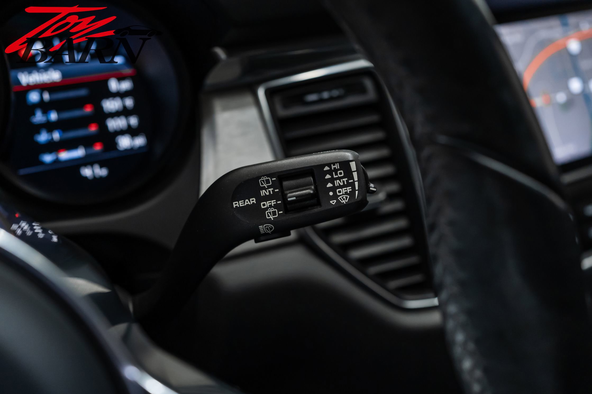 Used 2018 Porsche Macan GTS image 33