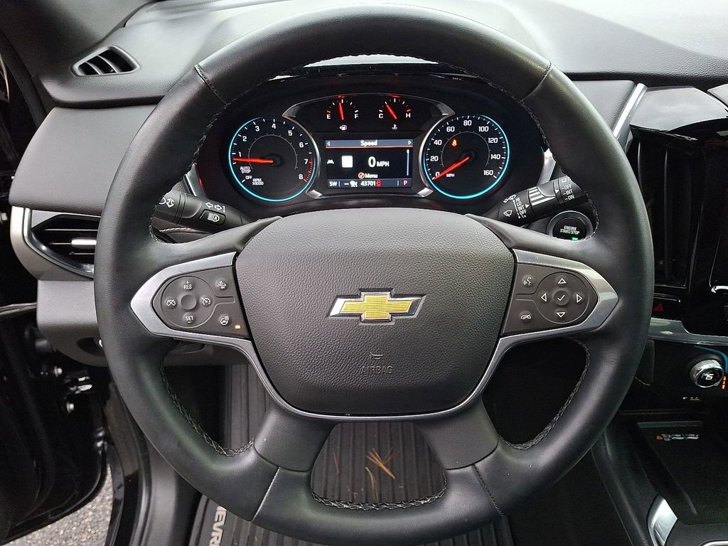 Used 2023 Chevrolet Traverse LT w/ LT Premium Package image 23