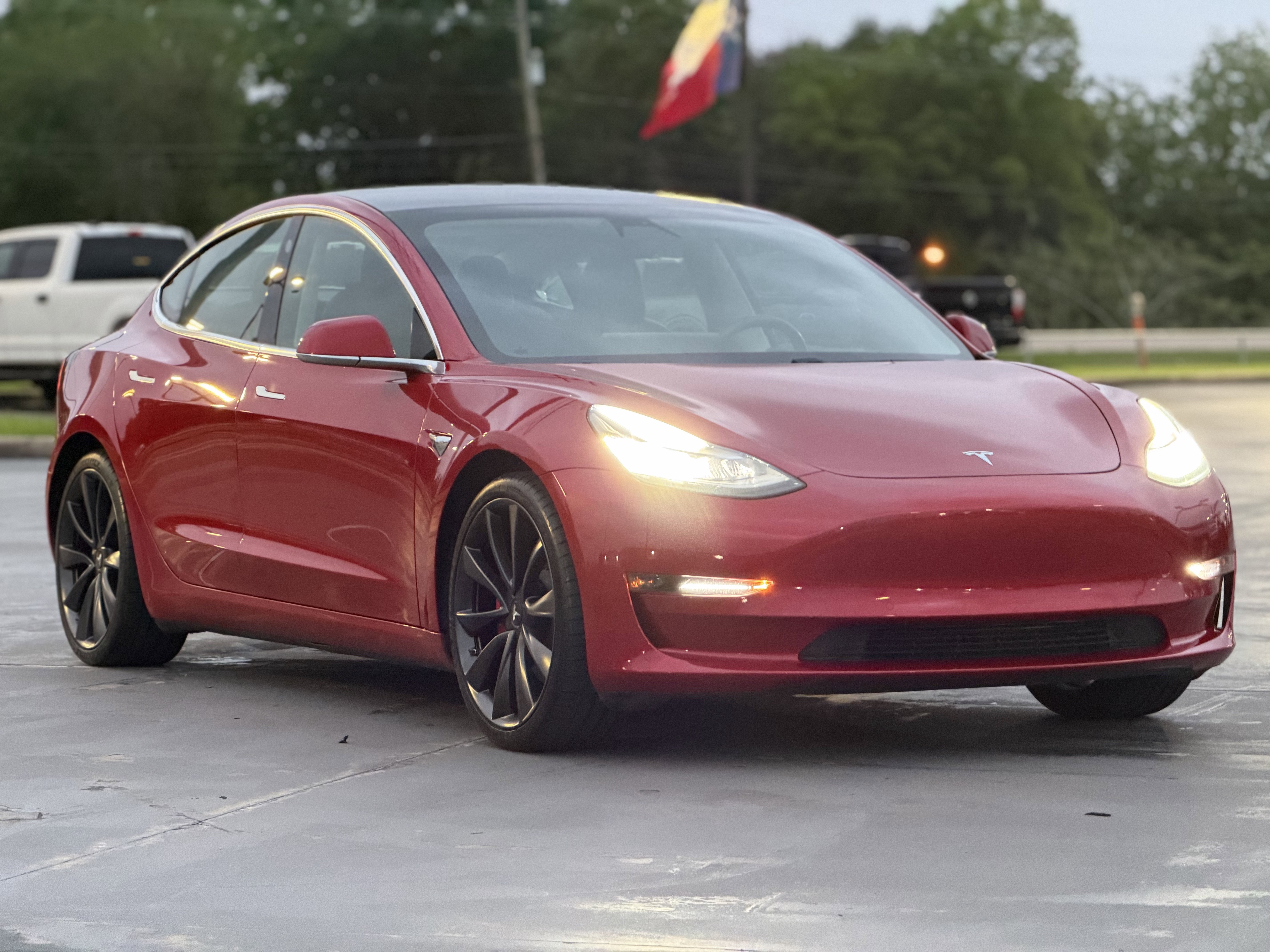 Used 2020 Tesla Model 3 Performance AWD/4WD image 3