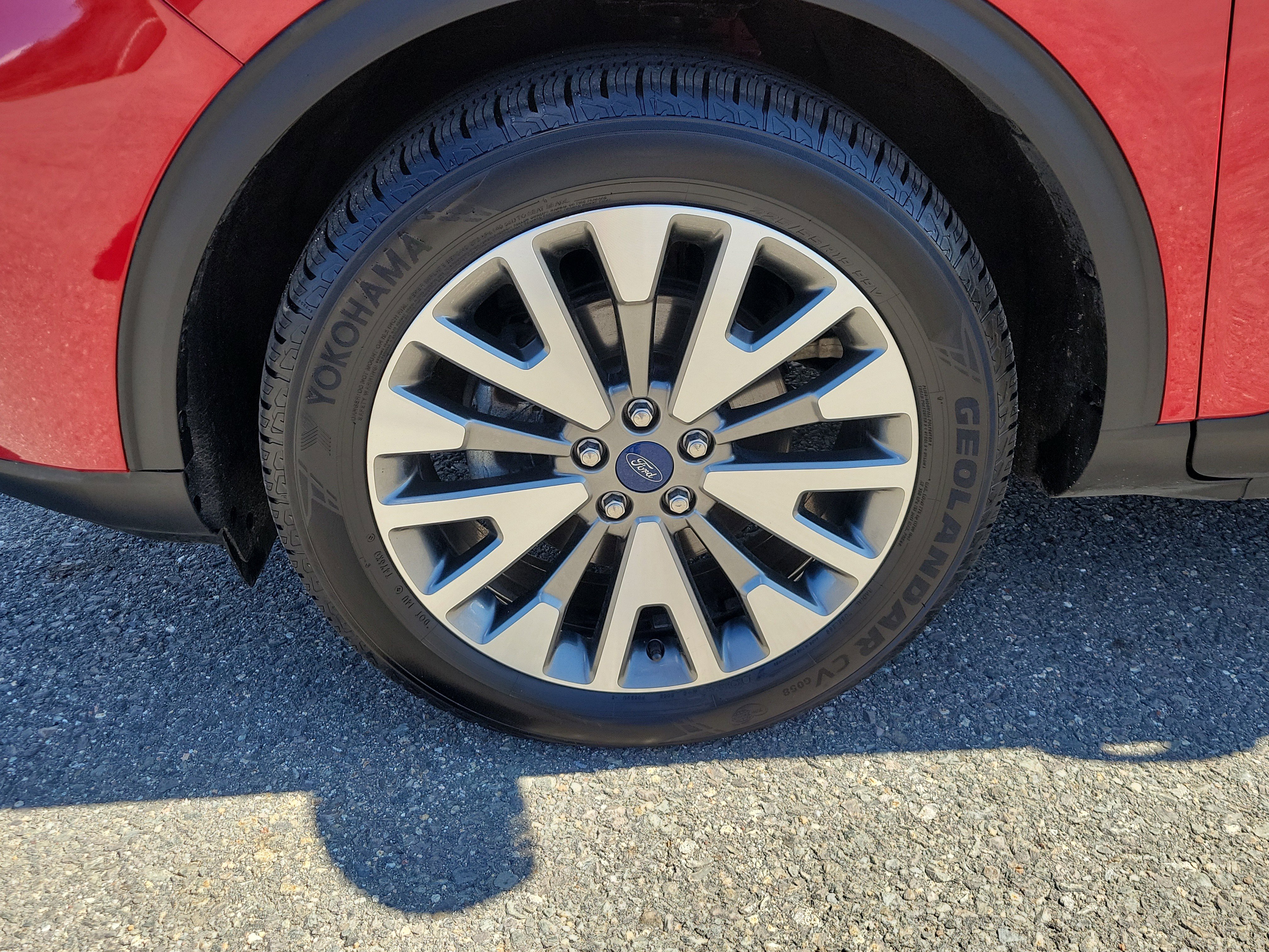 Used 2022 Ford Escape Titanium w/ Class II Trailer Tow Package AWD/4WD image 12