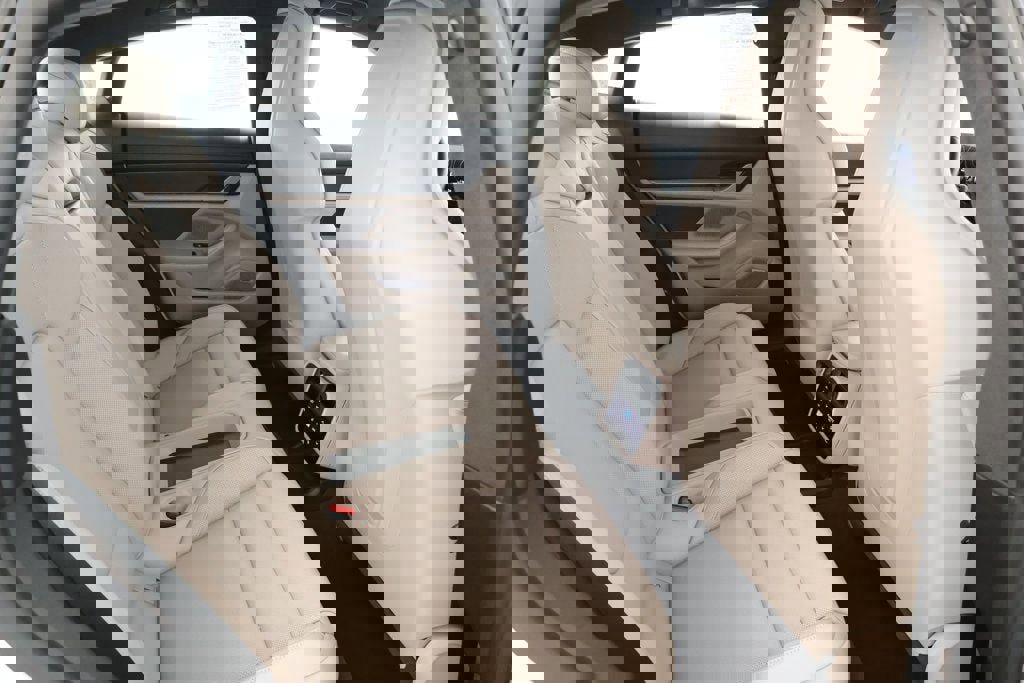 Used 2020 Porsche Taycan Turbo S image 22