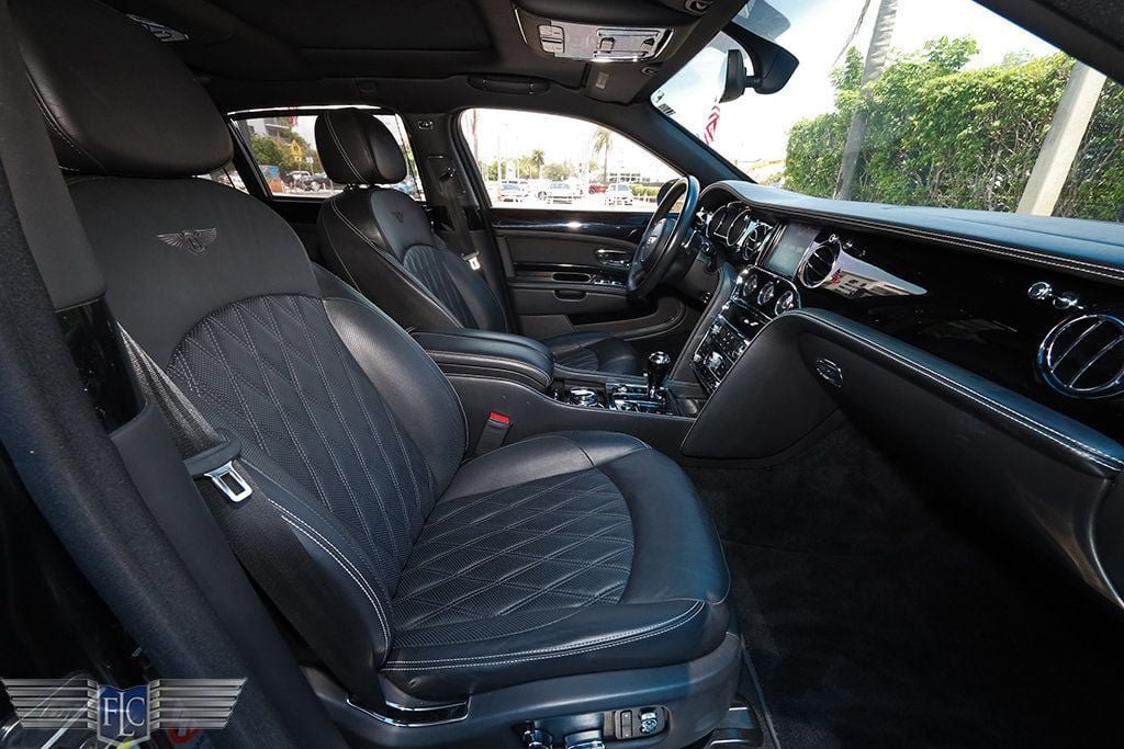 Used 2017 Bentley Mulsanne RWD image 14