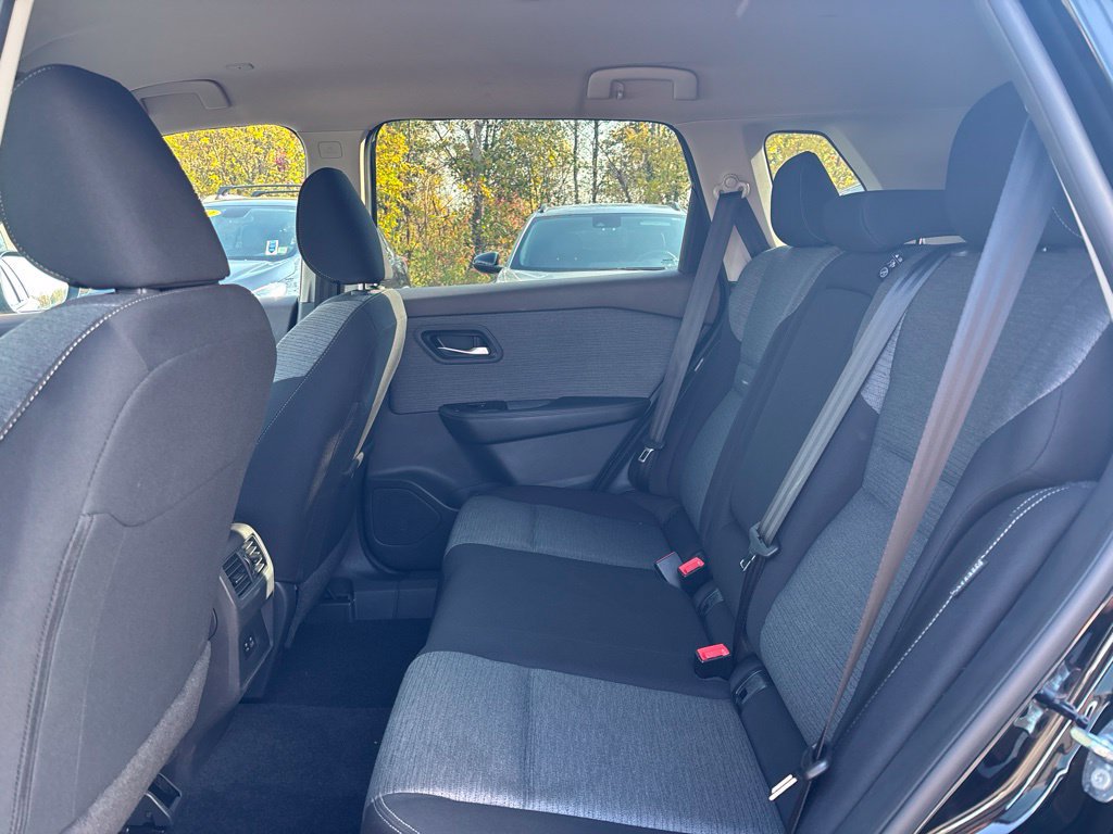 Certified 2023 Nissan Rogue SV AWD/4WD image 13