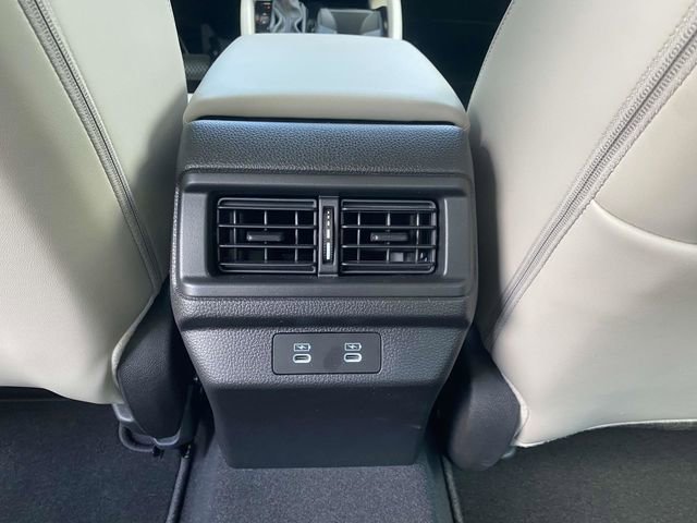 Used 2025 Honda Accord EX-L image 16