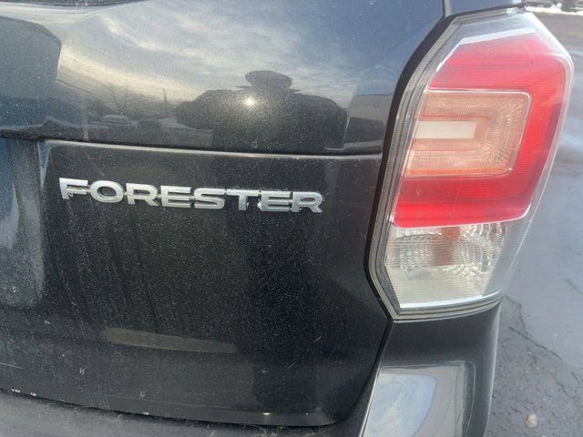 Used 2018 Subaru Forester 2.5i Premium w/ All-Weather Package image 8