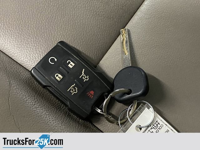 Used 2017 Chevrolet Tahoe LT AWD/4WD image 32
