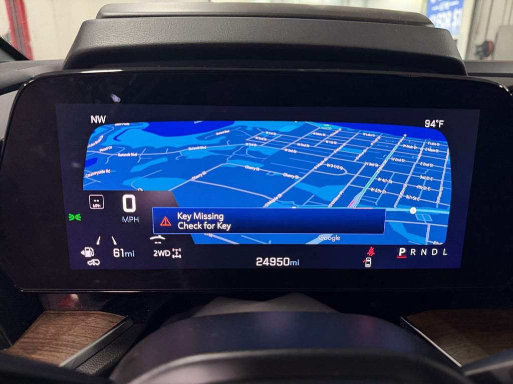 Used 2025 Chevrolet Suburban High Country AWD/4WD image 17