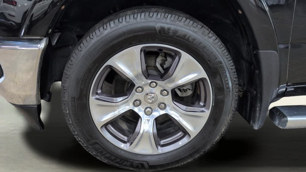 Used 2022 RAM 1500 Laramie AWD/4WD image 29