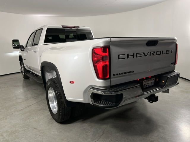 Certified 2024 Chevrolet Silverado 3500 LTZ w/ LTZ Plus Package image 32