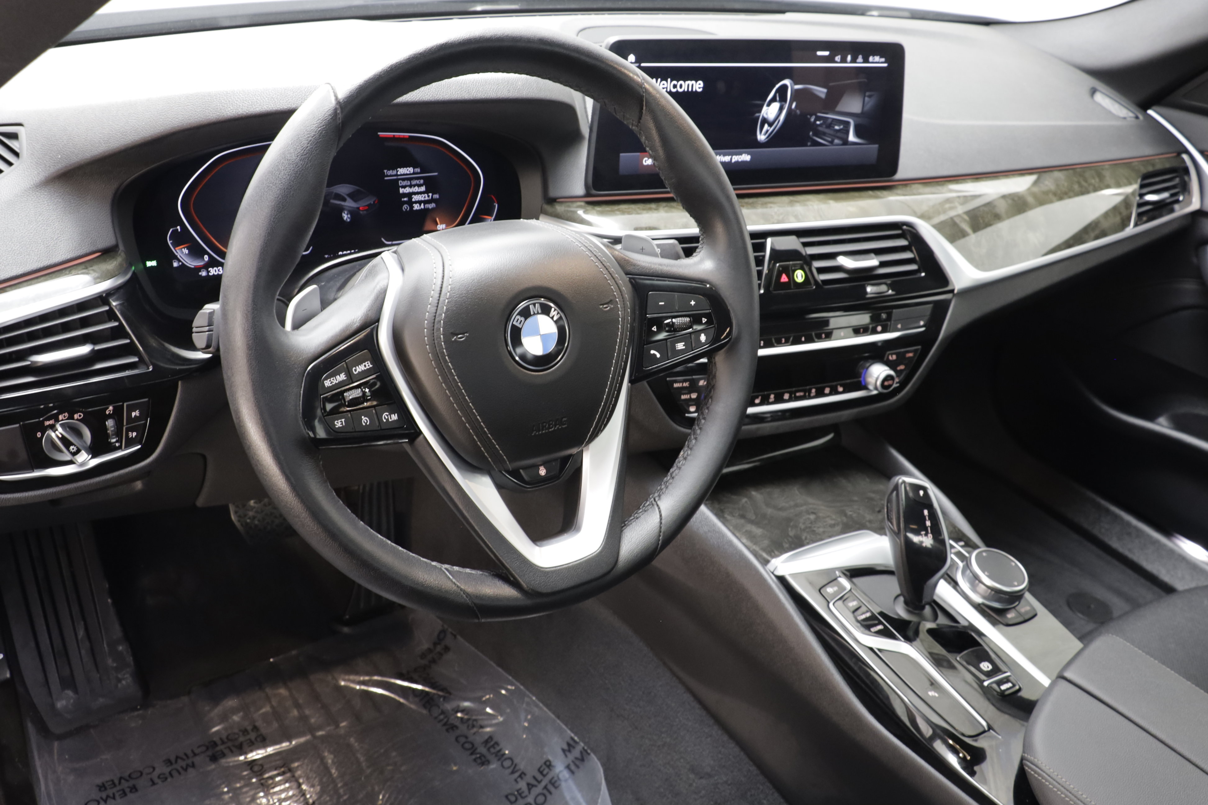 Used 2023 BMW 530i xDrive w/ Convenience Package AWD/4WD image 7