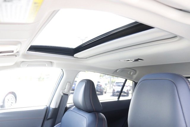 Certified 2025 Subaru Crosstrek 2.5i Limited w/ Crosstrek Mirror Package image 15