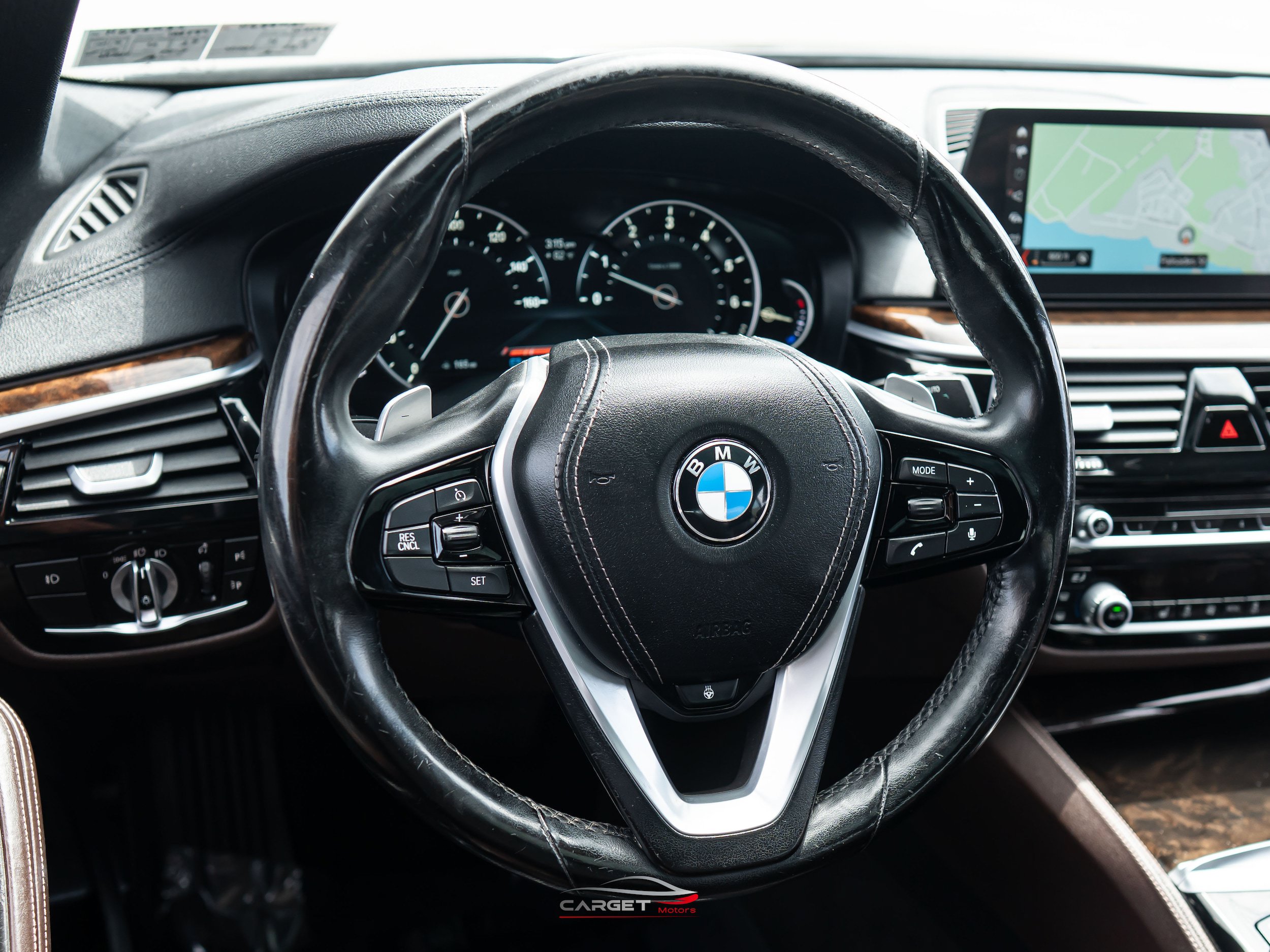 Used 2017 BMW 540i xDrive AWD/4WD image 24