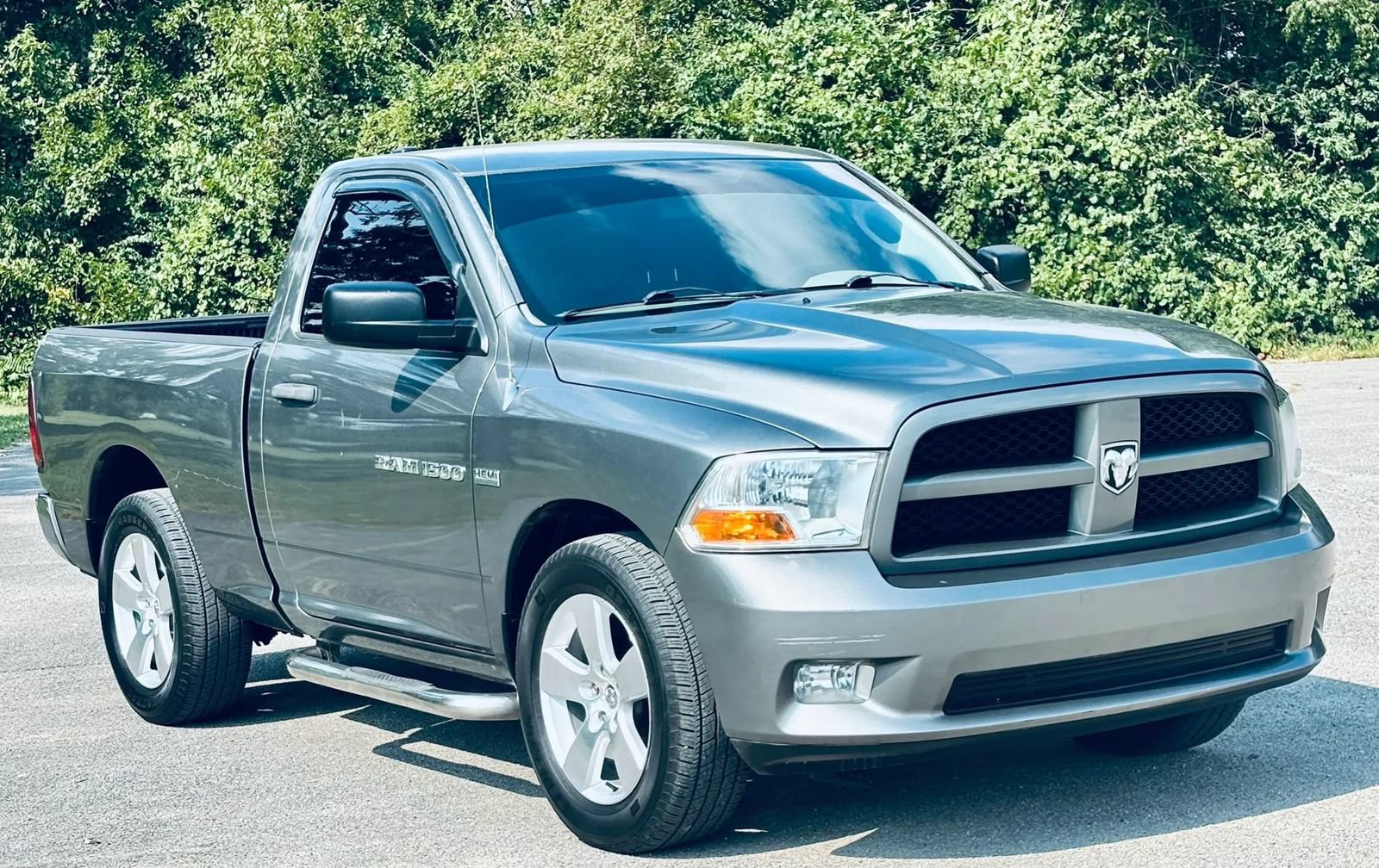 Used 2012 RAM 1500 Express RWD image 18