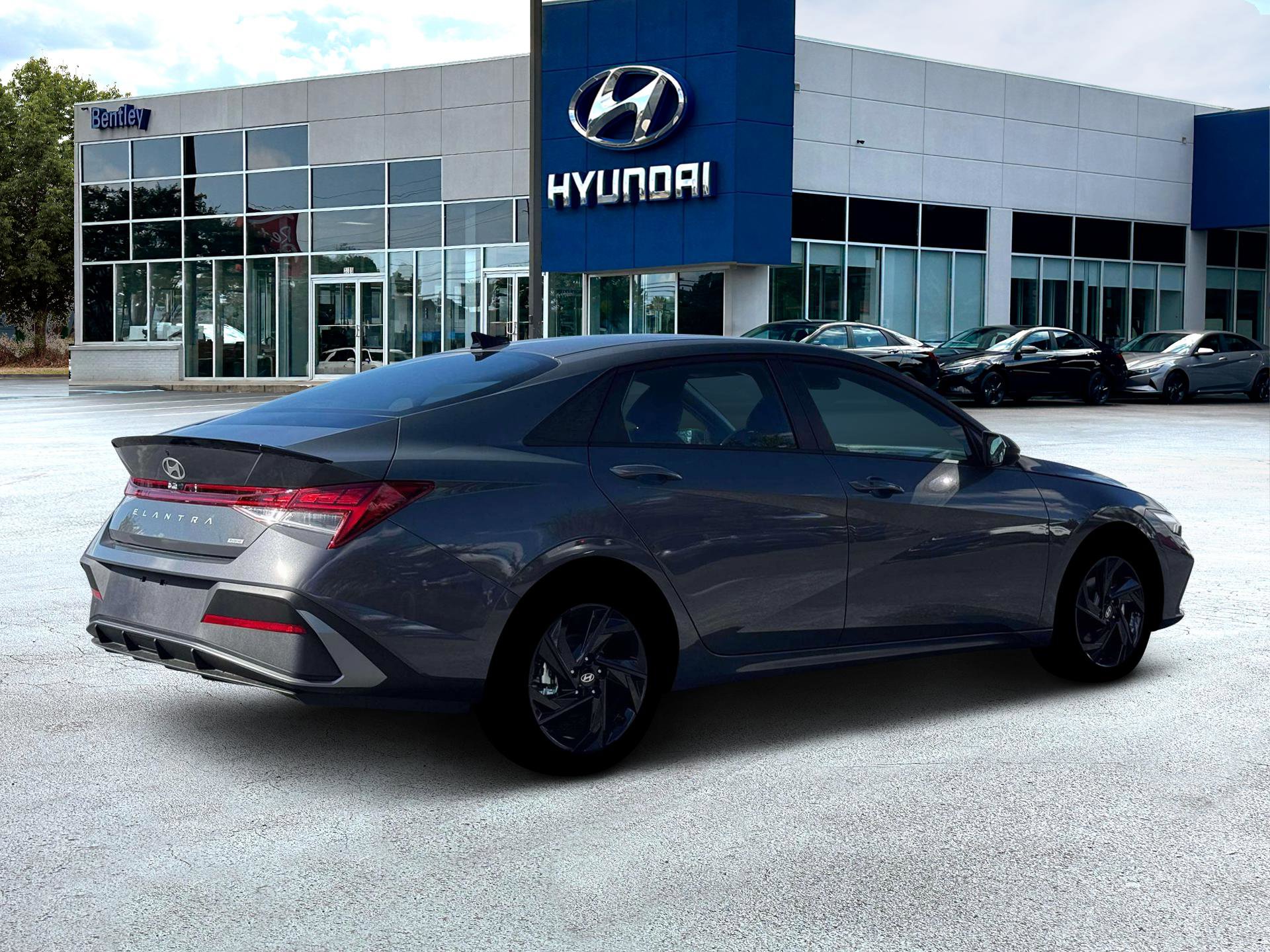 New 2026 Hyundai Elantra Sport image 7