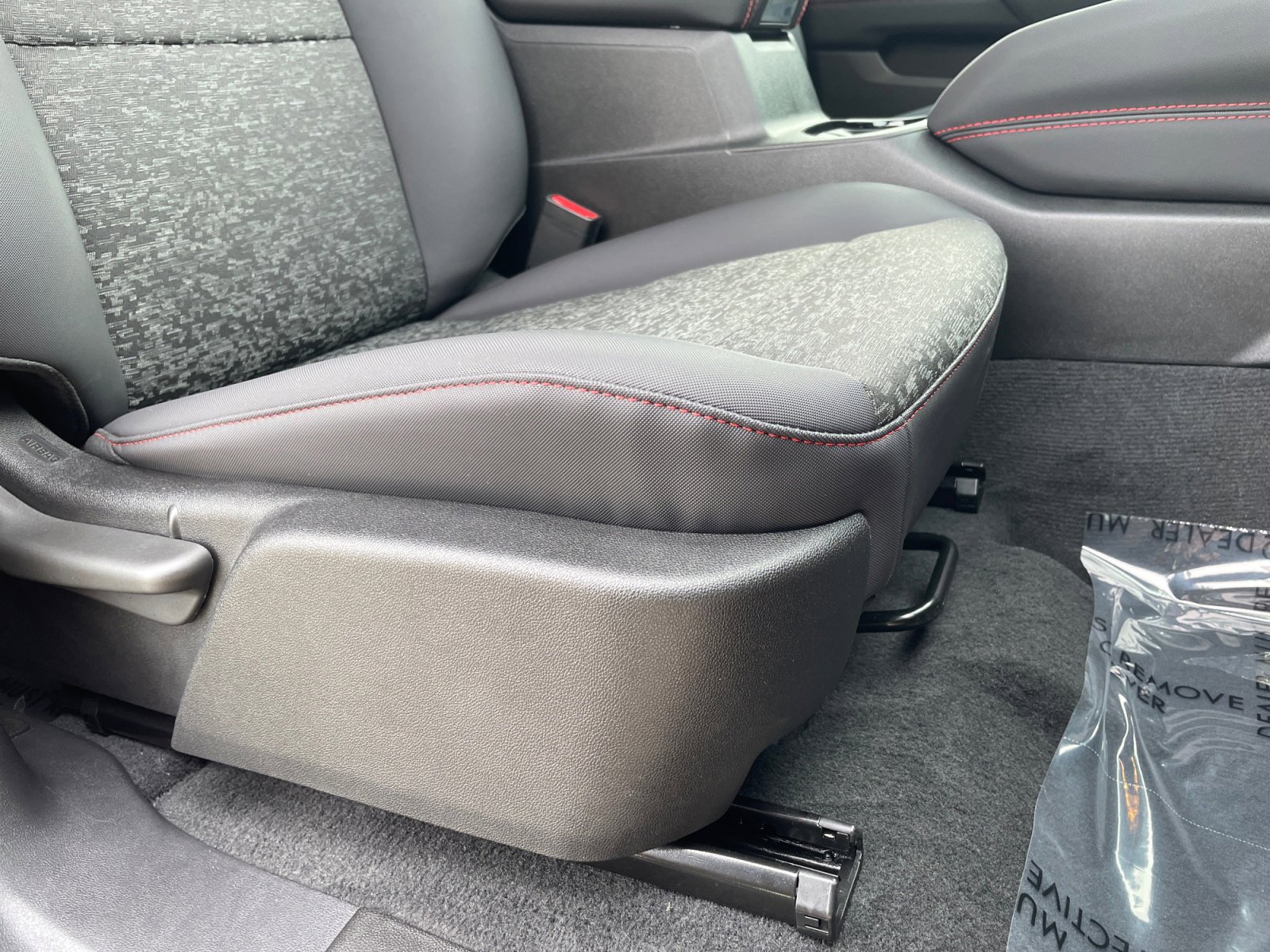 Used 2024 Chevrolet Colorado Z71 image 29