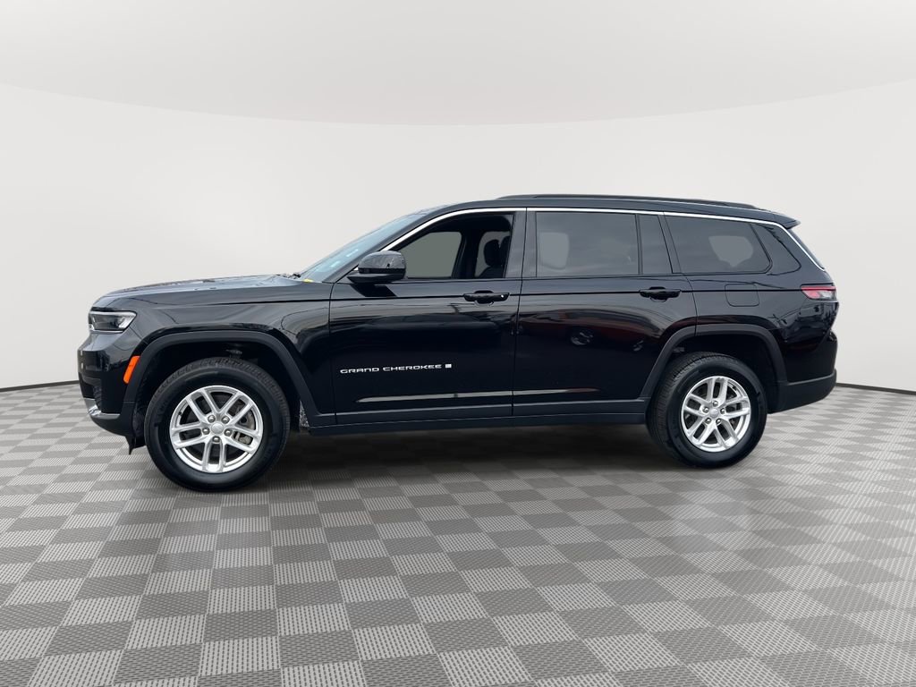 Used 2025 Jeep Grand Cherokee L Laredo AWD/4WD image 5
