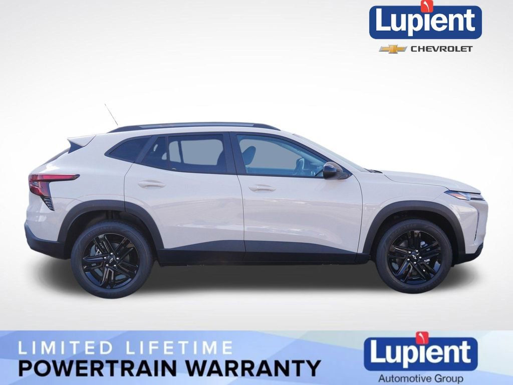 New 2026 Chevrolet Trax ACTIV w/ Driver Confidence Package image 2