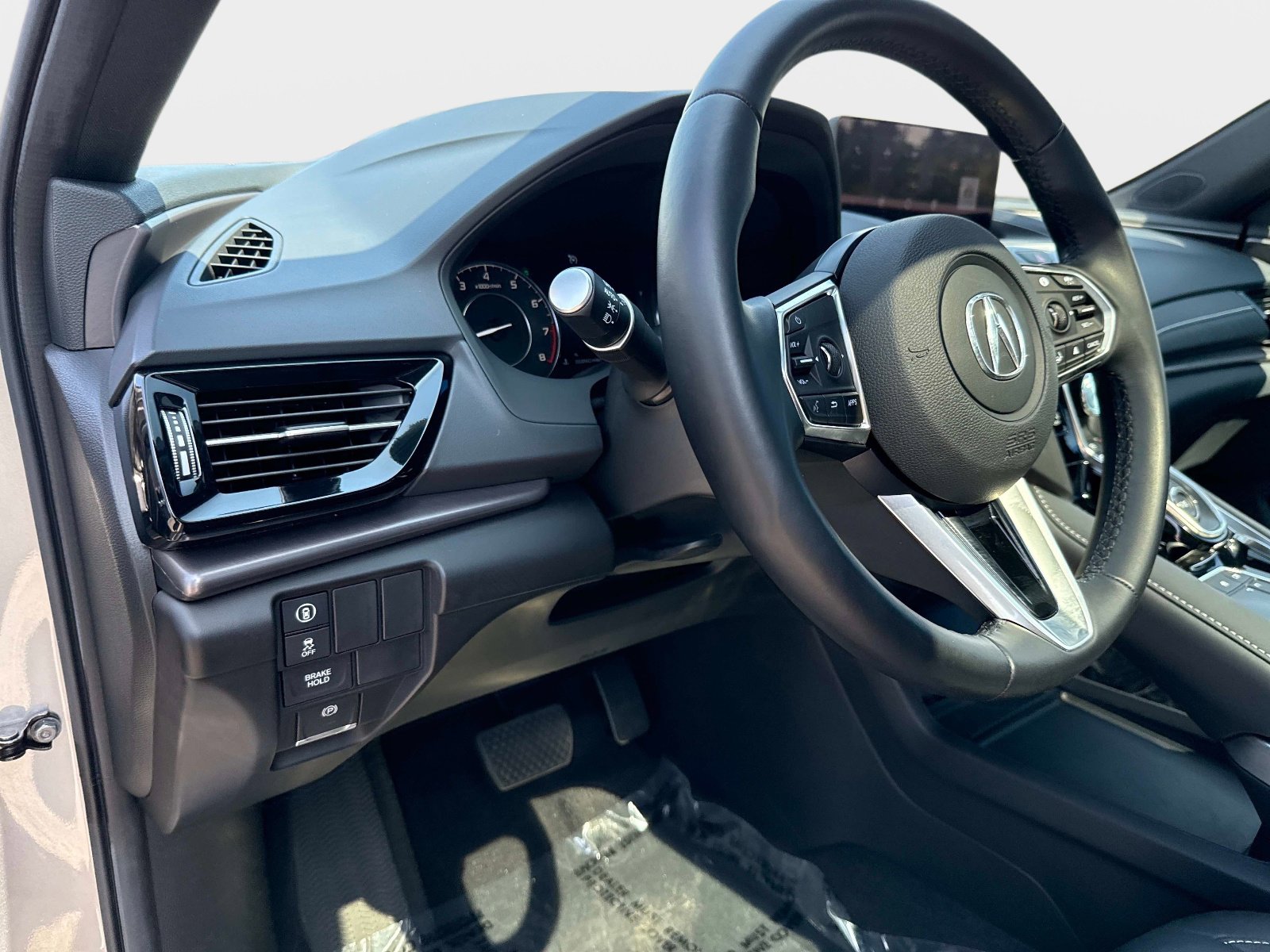 Certified 2025 Acura RDX SH-AWD image 16