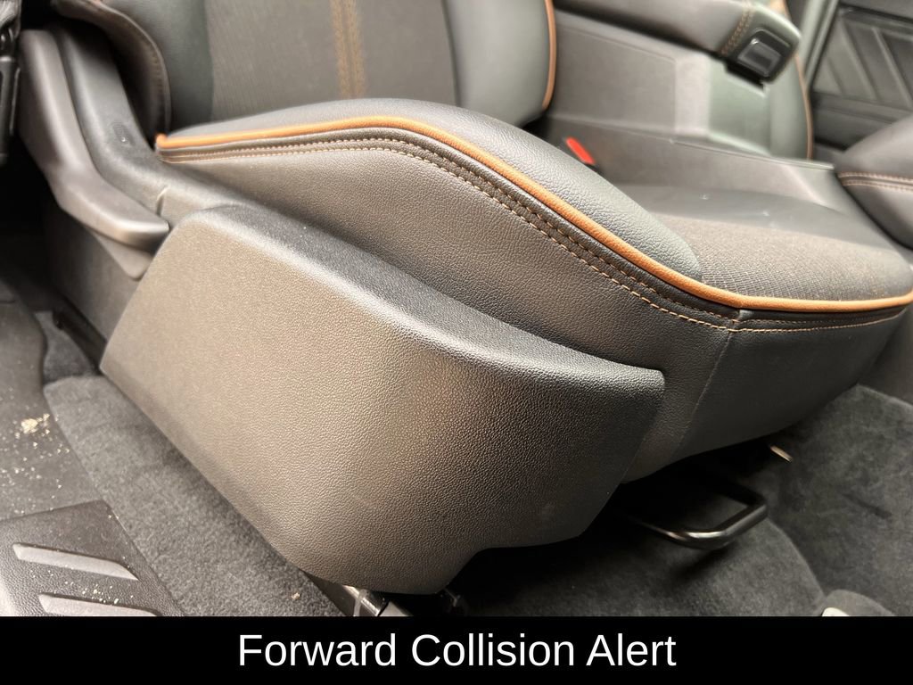 Used 2023 GMC Canyon AT4 image 30