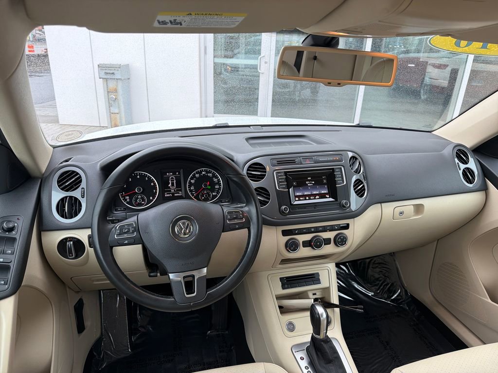 Used 2016 Volkswagen Tiguan S AWD/4WD image 13