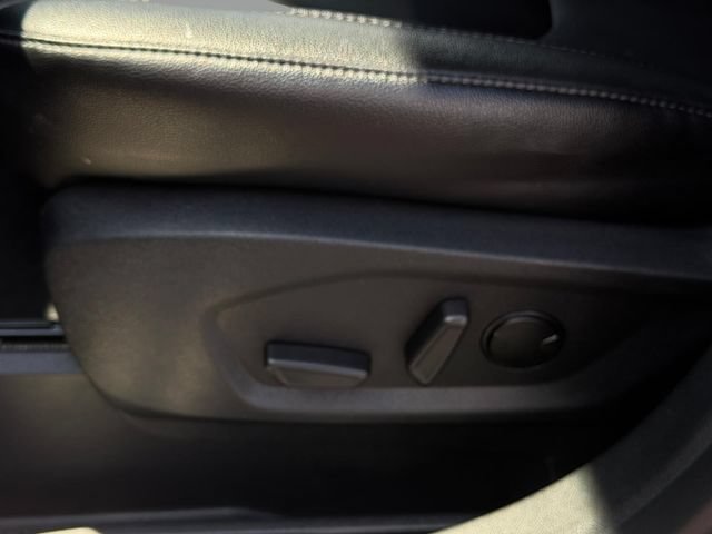 Used 2024 Ford Edge Titanium AWD/4WD image 13