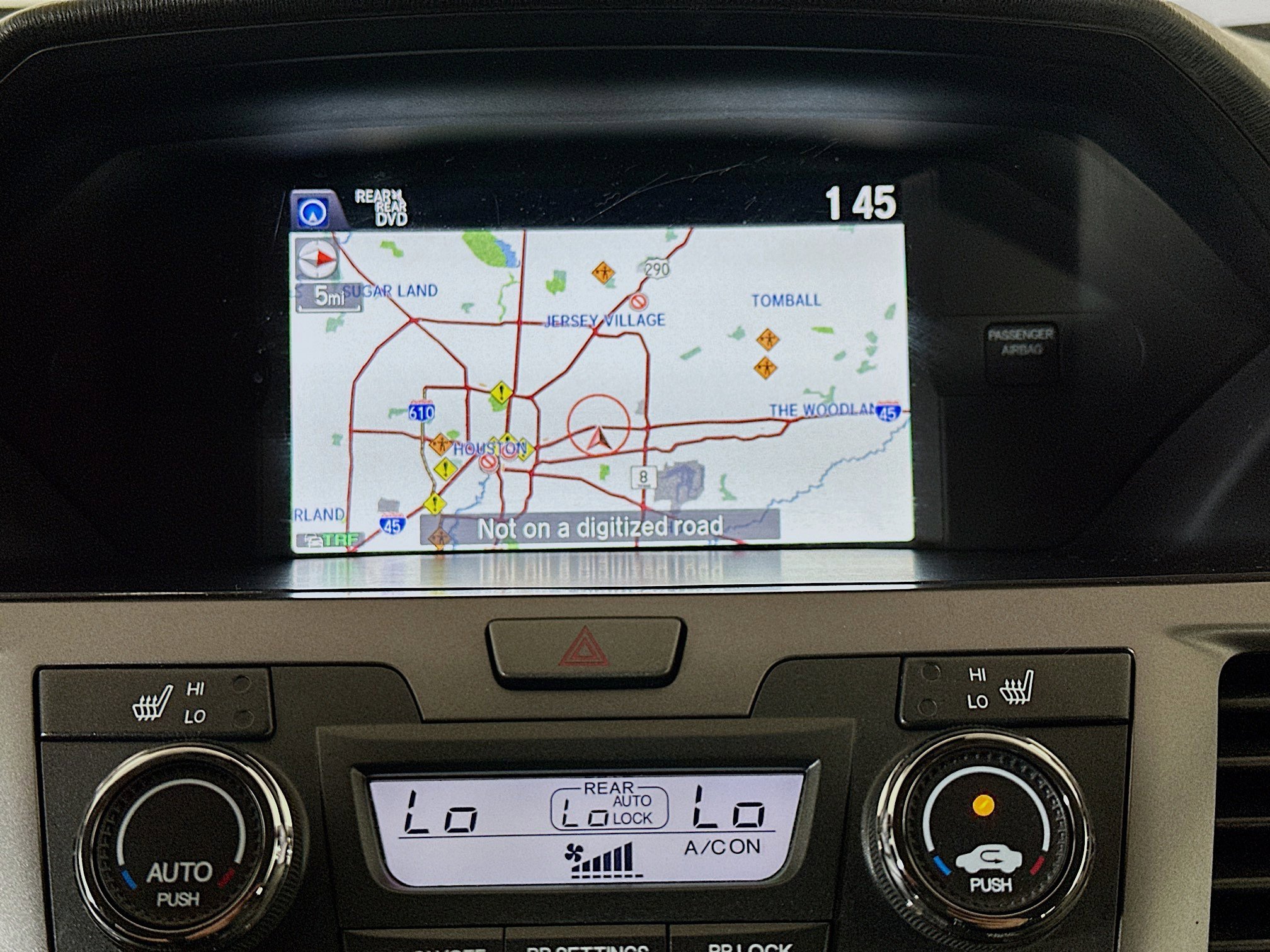 Used 2015 Honda Odyssey Touring Elite image 34