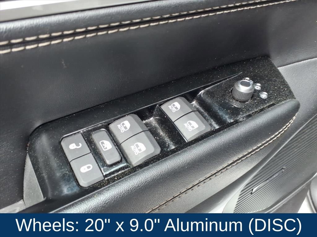 Used 2024 Jeep Wagoneer Series III AWD/4WD image 24