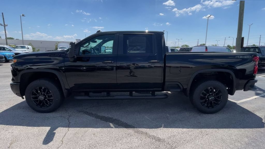 New 2026 Chevrolet Silverado 2500 Custom w/ Custom Value Package AWD/4WD image 7