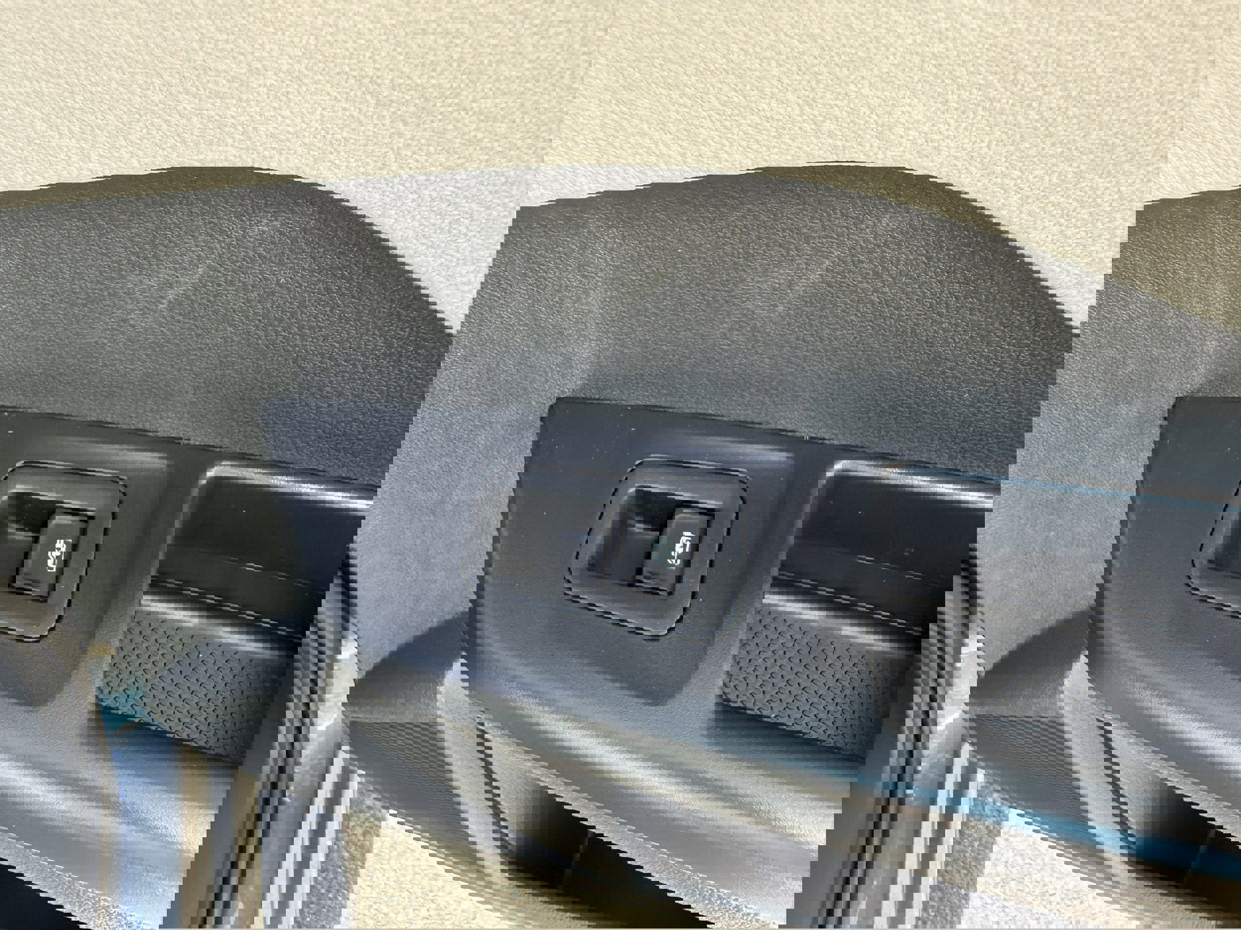 New 2025 Volkswagen Taos S image 25