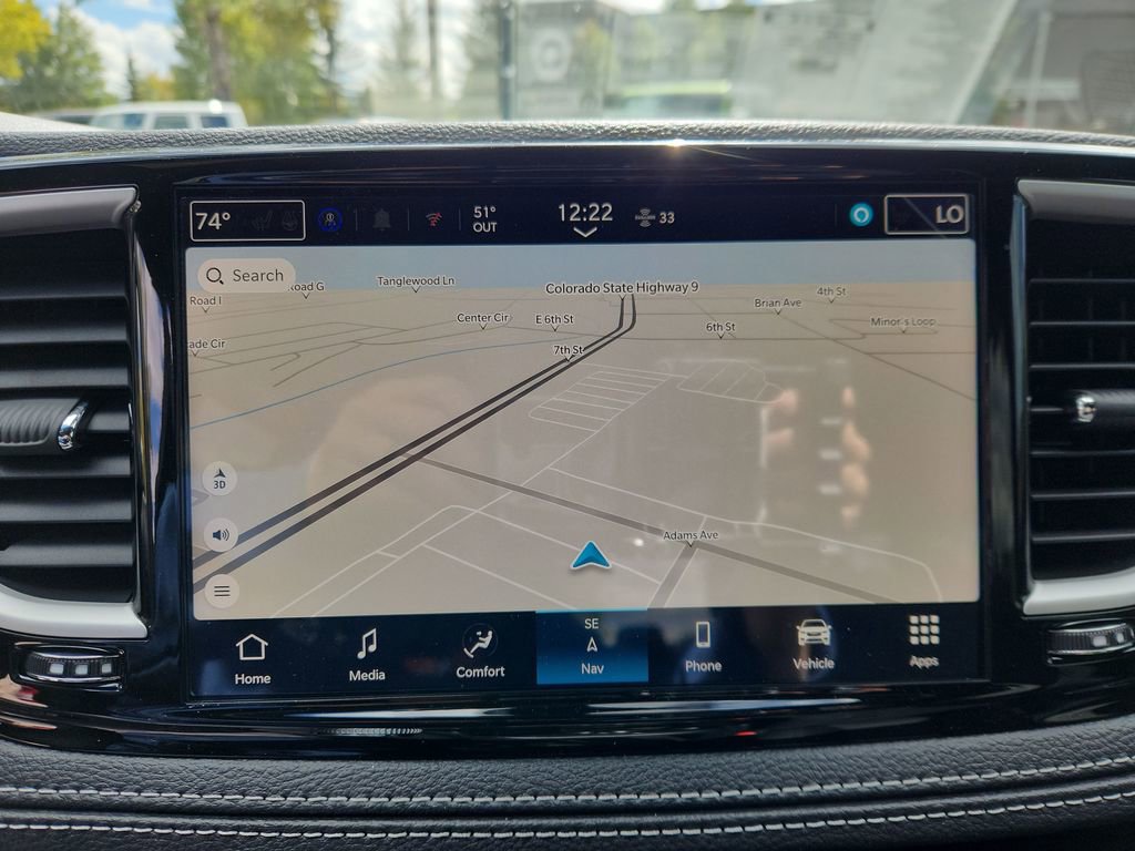 New 2025 Chrysler Pacifica Select w/ Uconnect Theater Family Group image 19