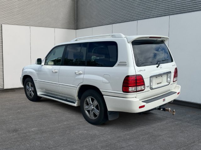 Used 2006 Lexus LX 470 4WD image 3
