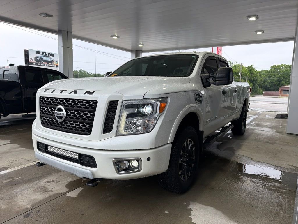 Used 2019 Nissan Titan PRO-4X w/ Pro-4x Convenience Package