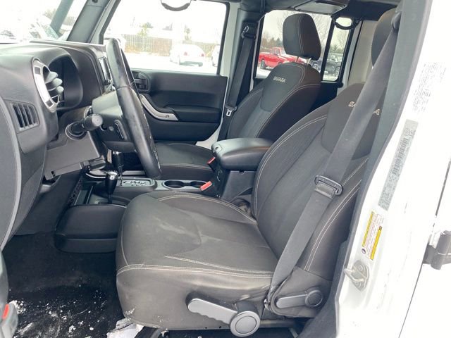 Used 2016 Jeep Wrangler Unlimited Sahara w/ Dual Top Group image 13