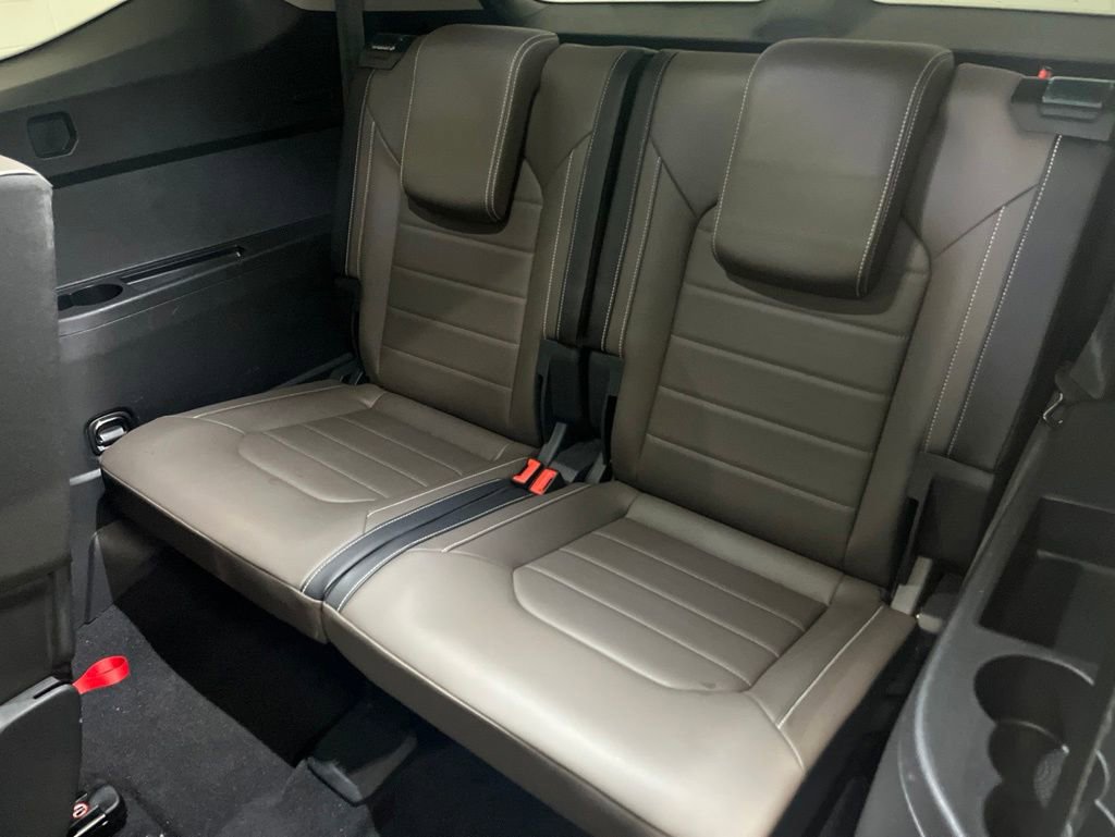 Used 2024 Volkswagen Atlas SEL AWD/4WD image 33