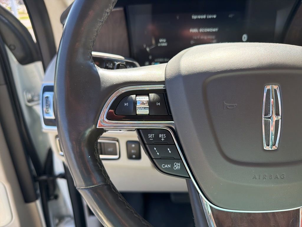 Certified 2021 Lincoln Navigator Reserve w/ Luxury Package image 30