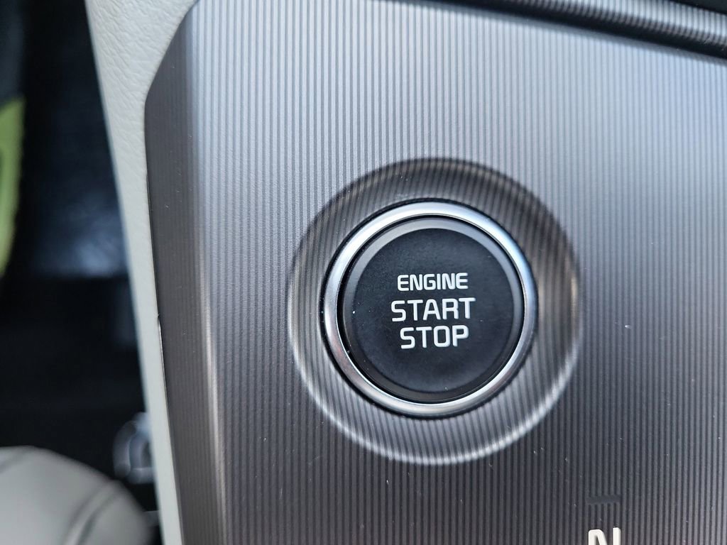 New 2026 Kia Sportage EX image 25