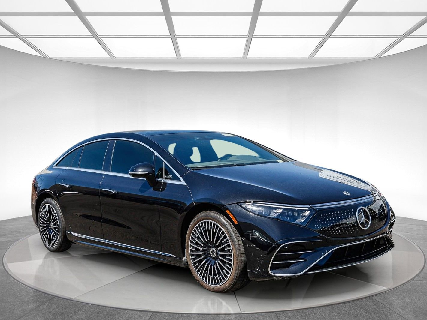 Certified 2023 Mercedes-Benz EQS 580 4MATIC Sedan w/ Executive Rear Seat Package image 4