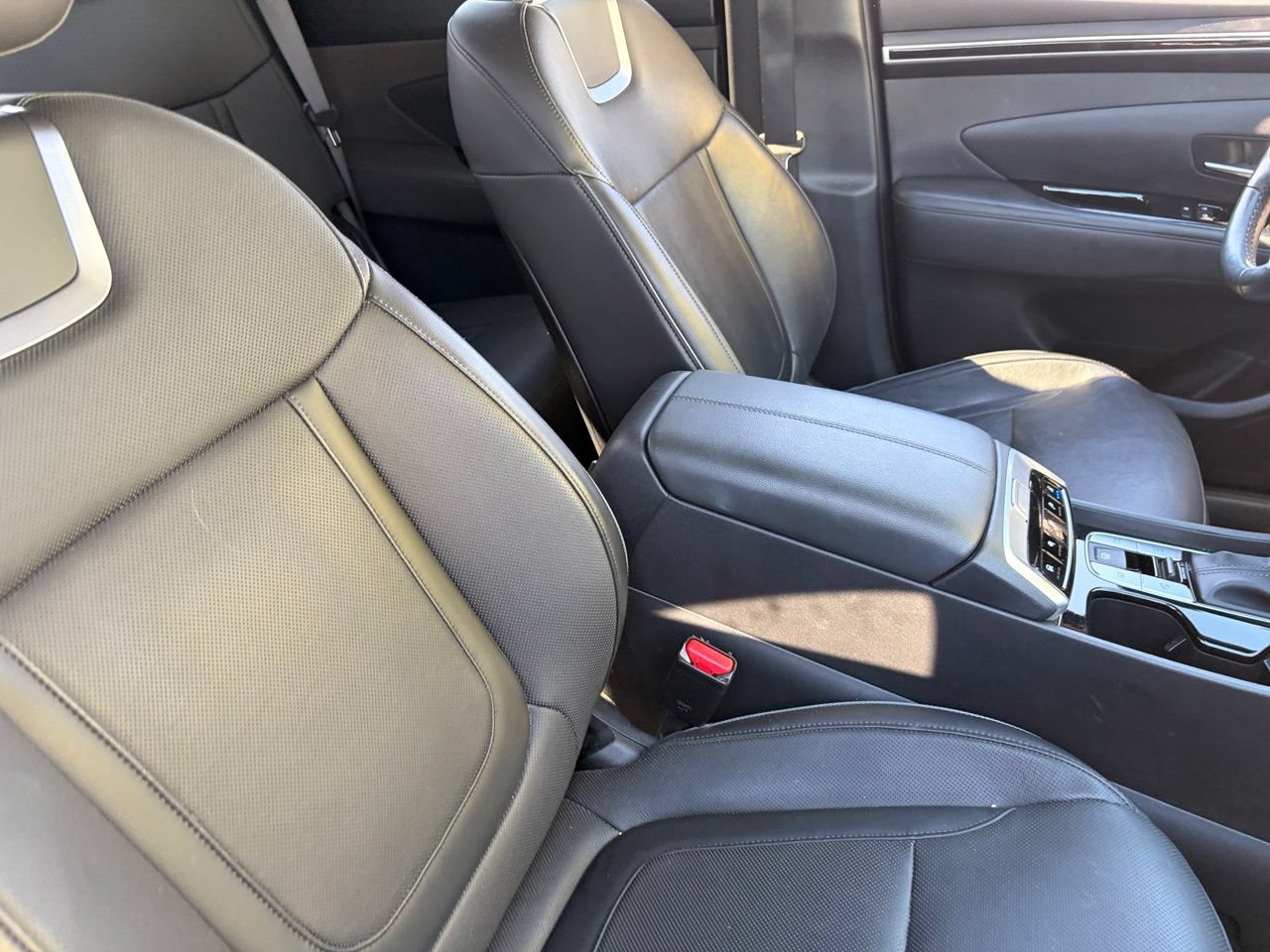 Used 2022 Hyundai Santa Cruz Limited AWD/4WD image 8